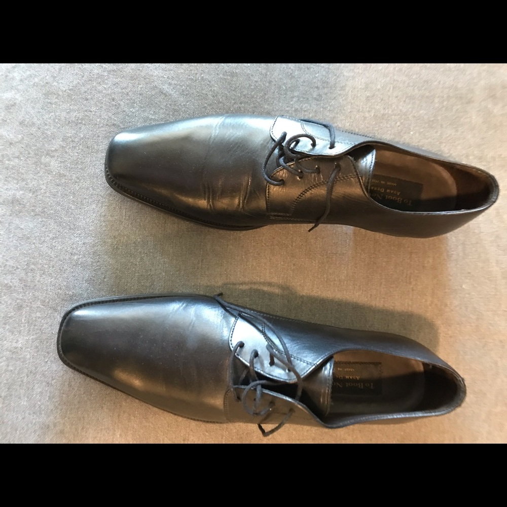 To Boot New York Italian Crafted Dress Shoes.